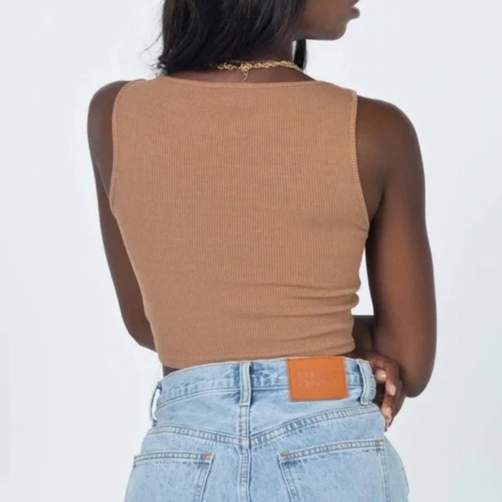 Princess Polly | NWT Darlington Sleeveless Crop Top - Picture 2 of 10